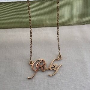 14k Gold Cursive Script Necklace with Dainty Chain (Riley) 4.9g
